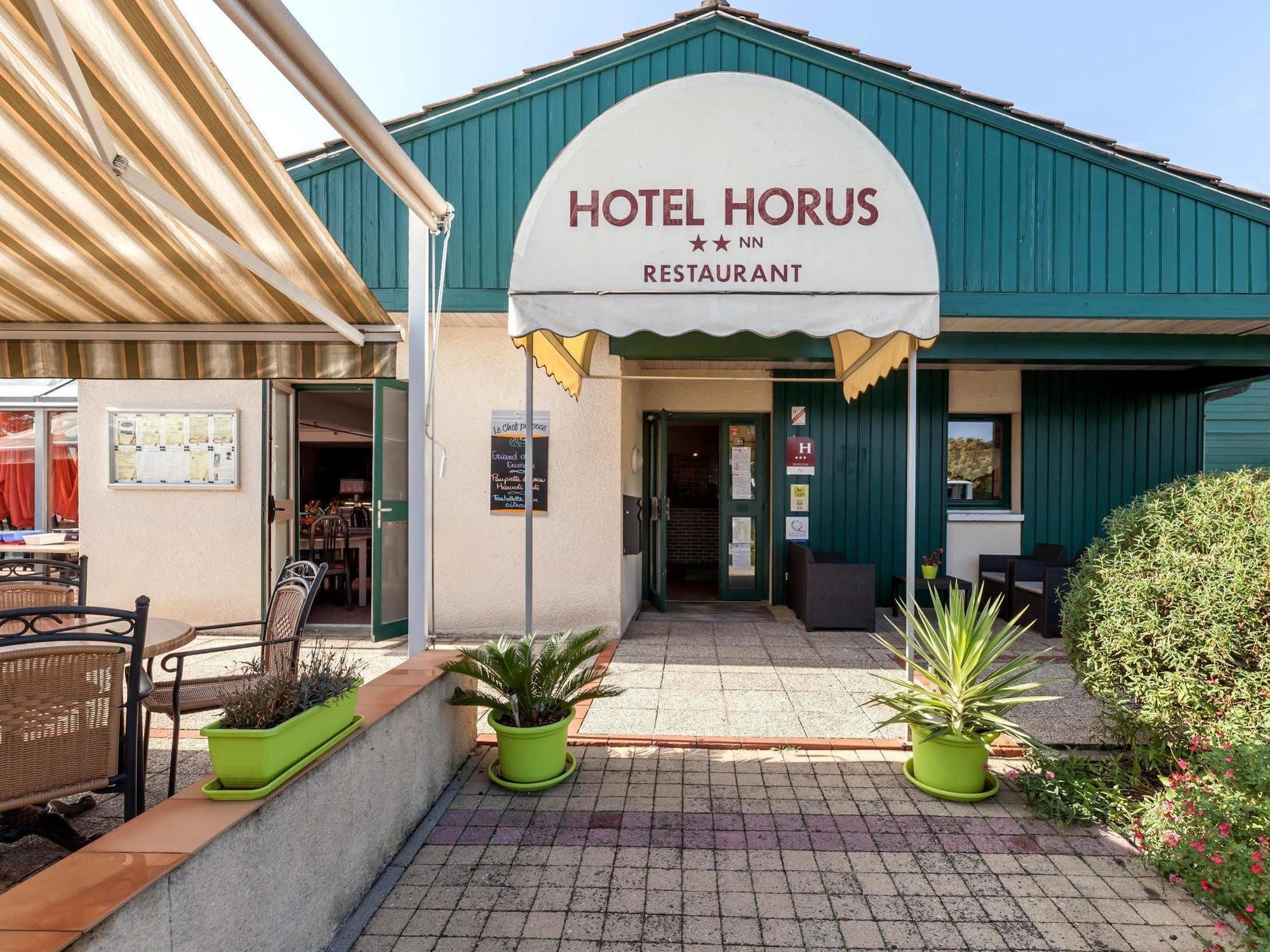Logis Hotel Horus Restaurant Les Bruyeres Toulenne Eksteriør billede