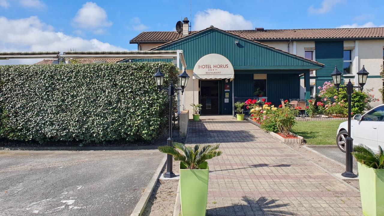 Logis Hotel Horus Restaurant Les Bruyeres Toulenne Eksteriør billede